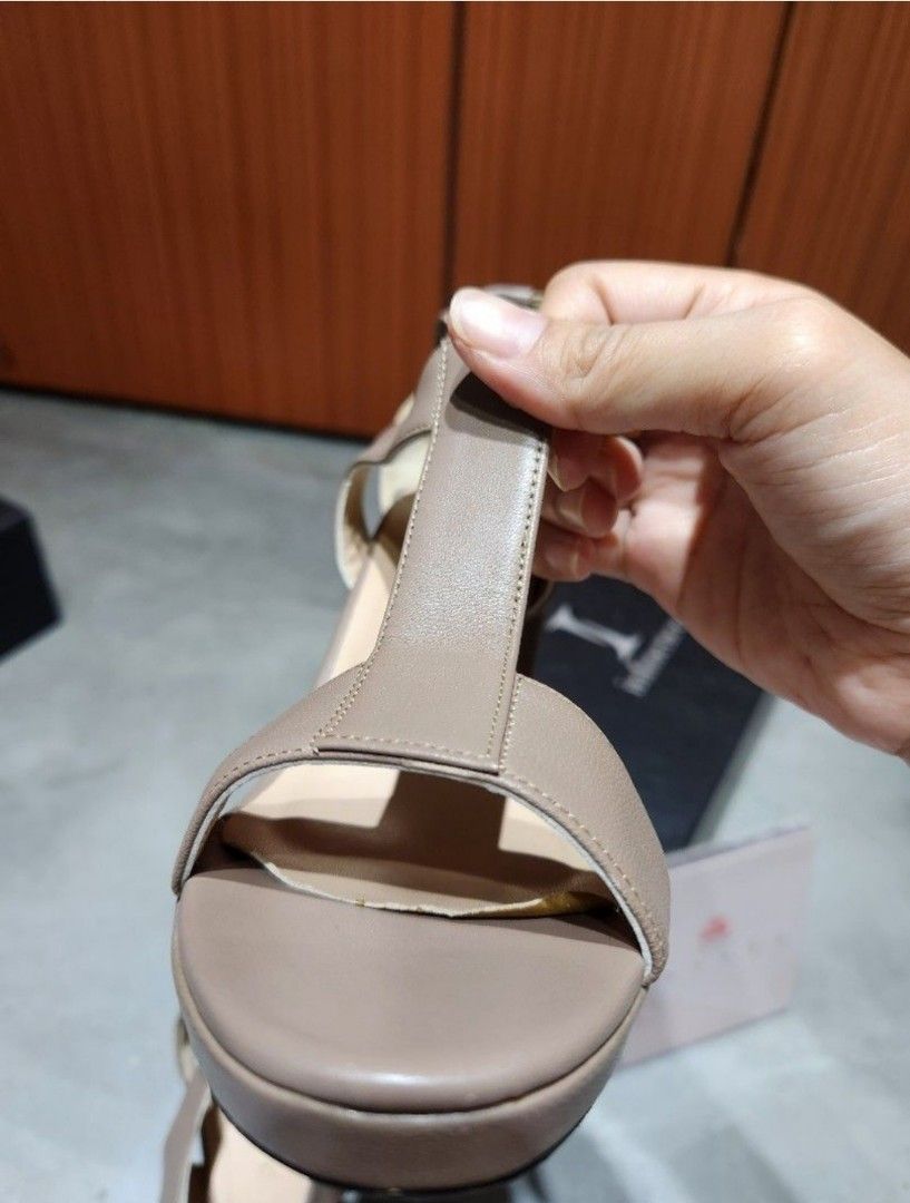 Infinence Lynn Dove Grey Leather Heels Women s Fashion Footwear