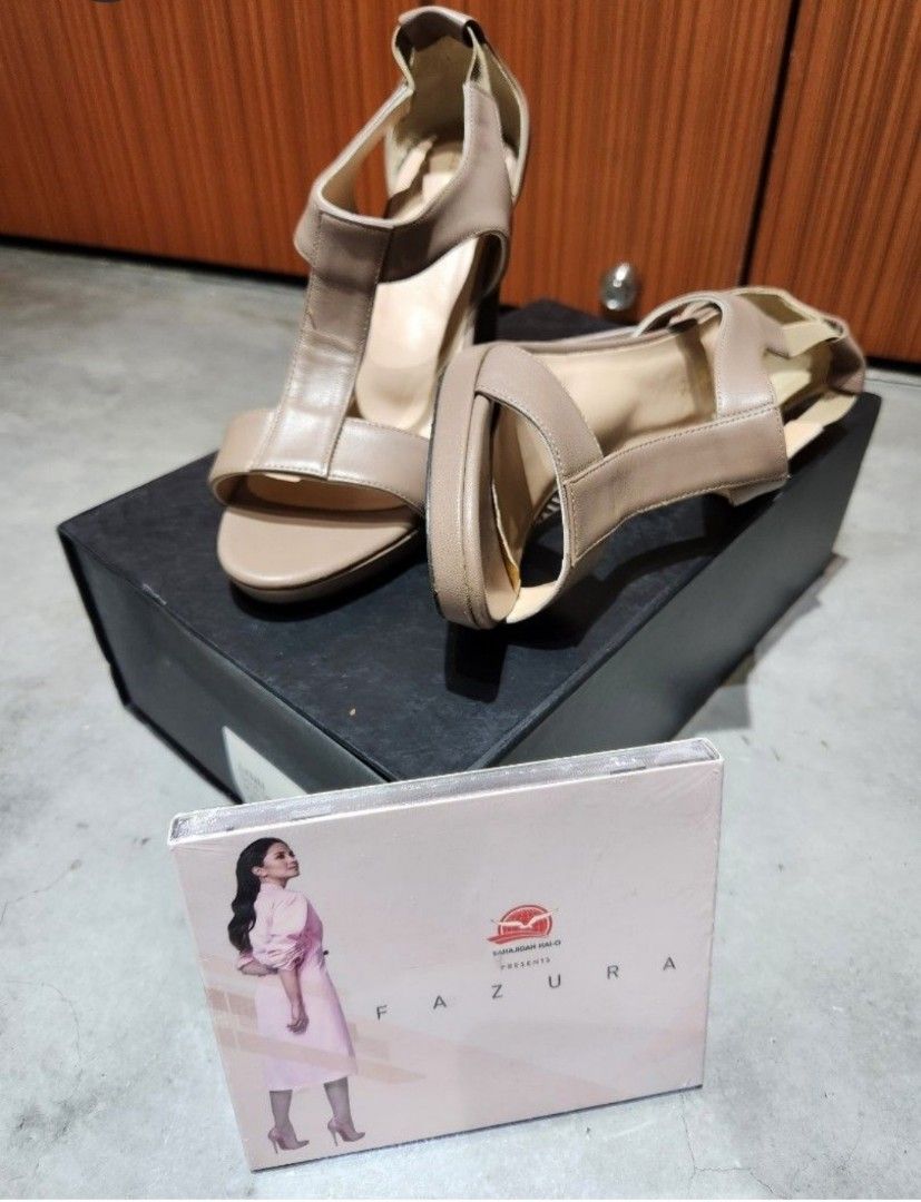Dove grey heels online