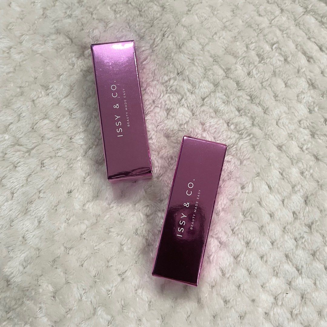 Issy & Co Hydragloss, Beauty & Personal Care, Face, Makeup on Carousell