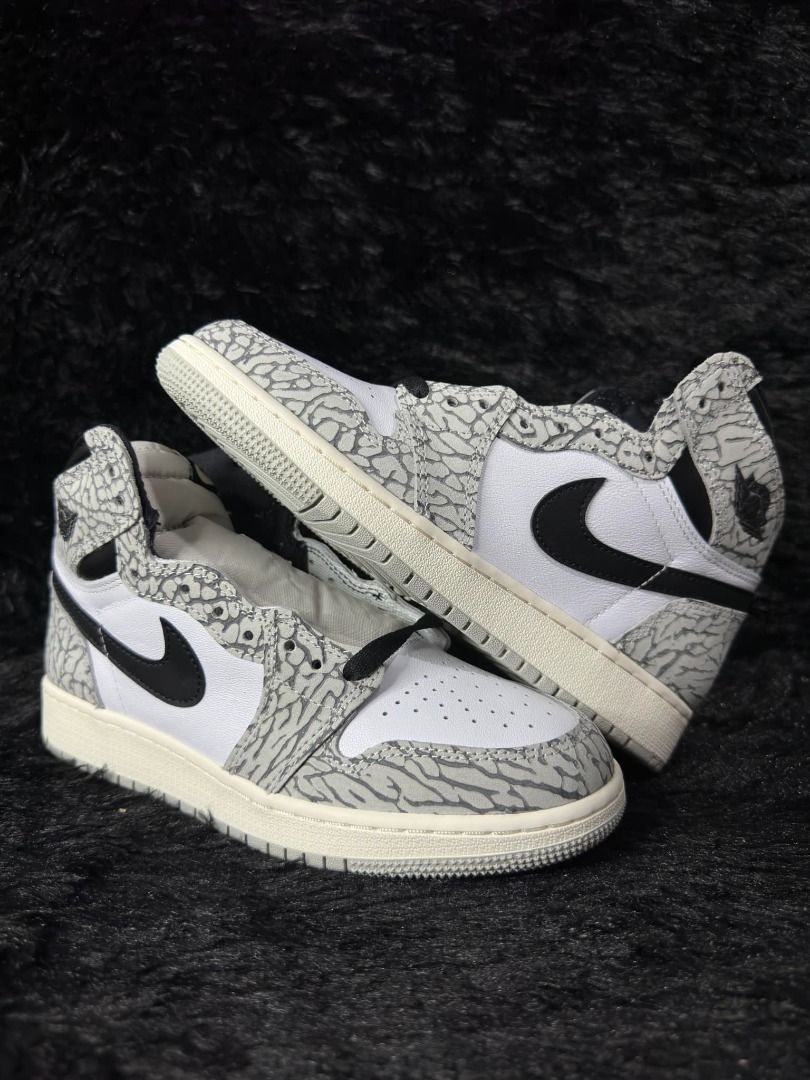 retro 1 white jordans