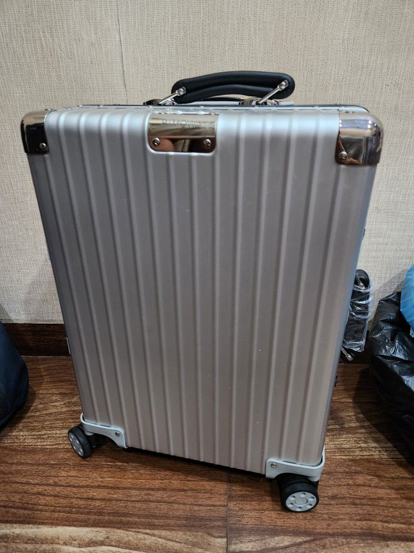 Harga rimowa cabin size deals