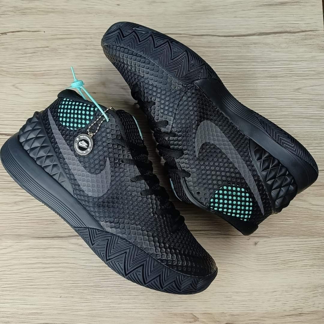 Kyrie 1 driveway store