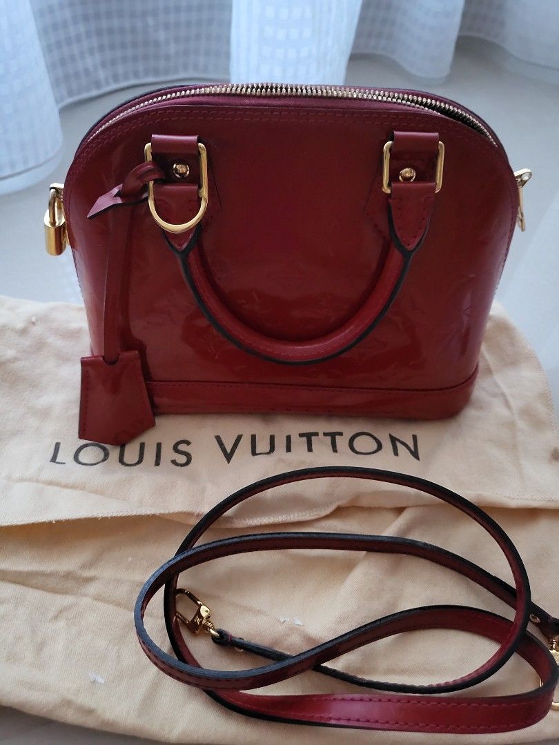 Louis Vuitton Alma BB Rose Ballerine Epi Leather Bag, Luxury, Bags &  Wallets on Carousell