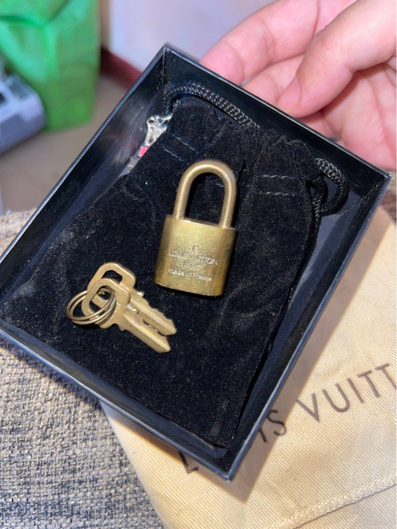 Louis Vuitton - LV Silver Padlock with Keys on Designer Wardrobe