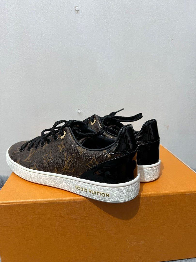 LOUIS VUITTON SNEAKERS AVAILABLE Price: 40000 Comes with full box