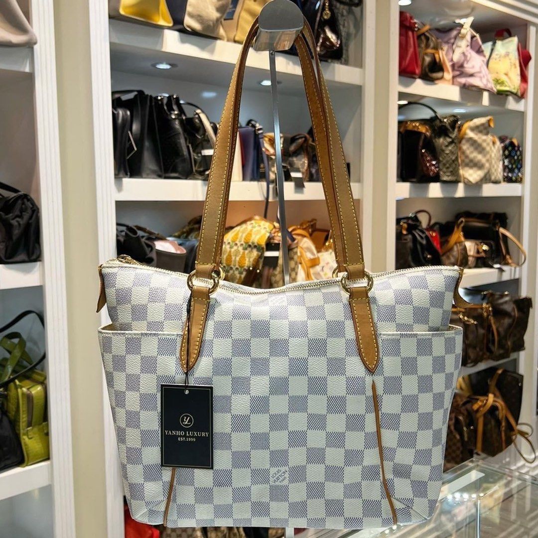 Louis Vuitton Neverfull MM box new authentic, Luxury, Accessories on  Carousell