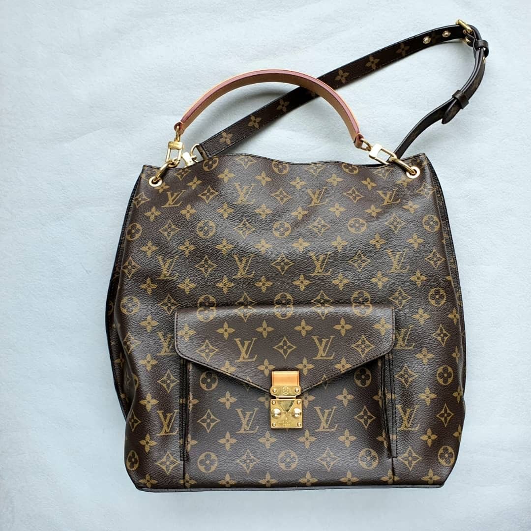 Louis Vuitton Metis Hobo Monogram Bag, Luxury, Bags & Wallets on Carousell