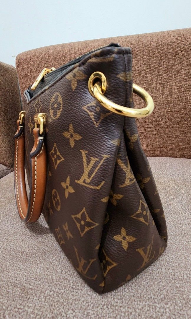 LOUIS VUITTON PALLAS MM NOIR LV PALLAS, Luxury, Bags & Wallets on Carousell