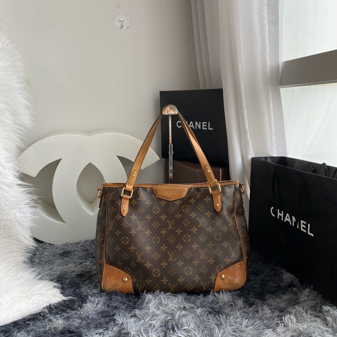 Louis Vuitton On The Go Pastel Green, Women's Fashion, Bags & Wallets, Tote  Bags on Carousell