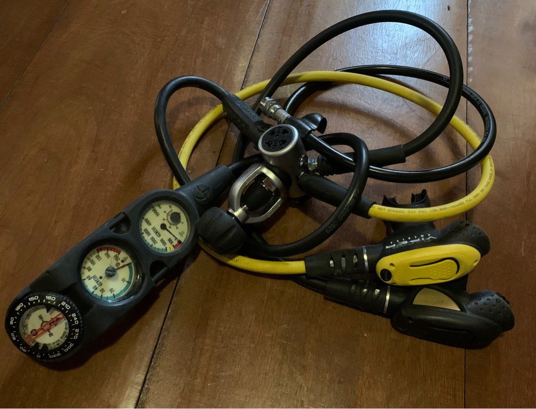 Mares/Dacor 🇮🇹 Viper gold MV scuba regulator pro set (Category: Water Sports) located in Makati City. Submitted by diversgodeeper (Listing ID 1250962941, Image 1). Description: For sale is a very nice Mares/Dacor Viper Gold MV scuba set with gauges. PLEASE VIEW ALL PICTURES, as you will receive the exact item seen. *All scuba gear/life support equipment must be serviced and or inspected by a certified technician before used!* Please email for m