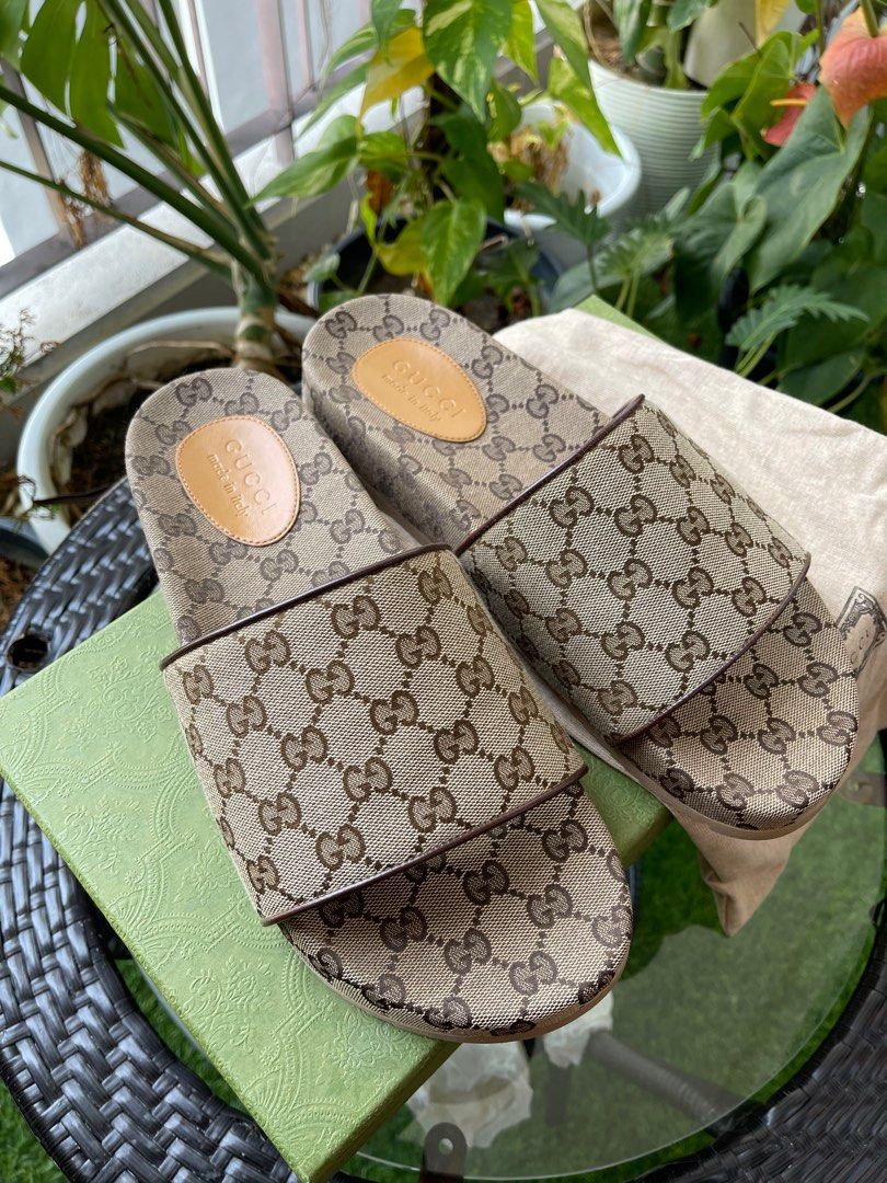Canvas gucci slides outlet