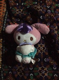 (Category: ) located in . Submitted by stroberifae (Listing ID 1251087148, Image 1). Description: .