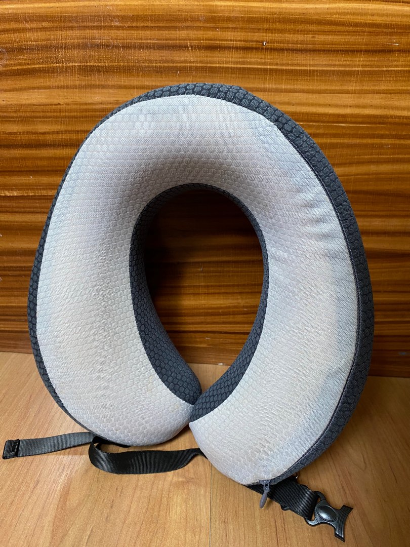 NECK PILLOW MINISO on Carousell