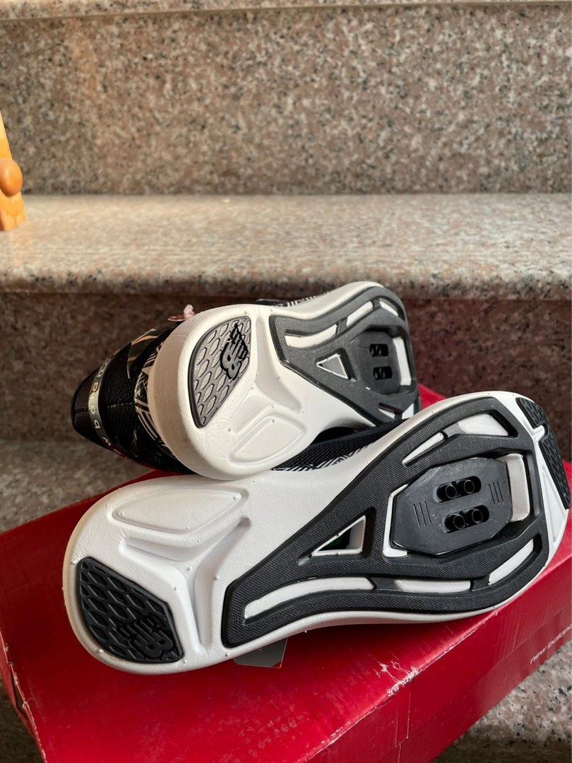 New Balance WX09BG Womens Cycling Shoes