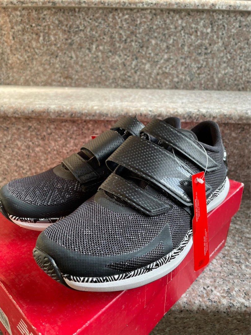 New balance sales cycling shoes womens