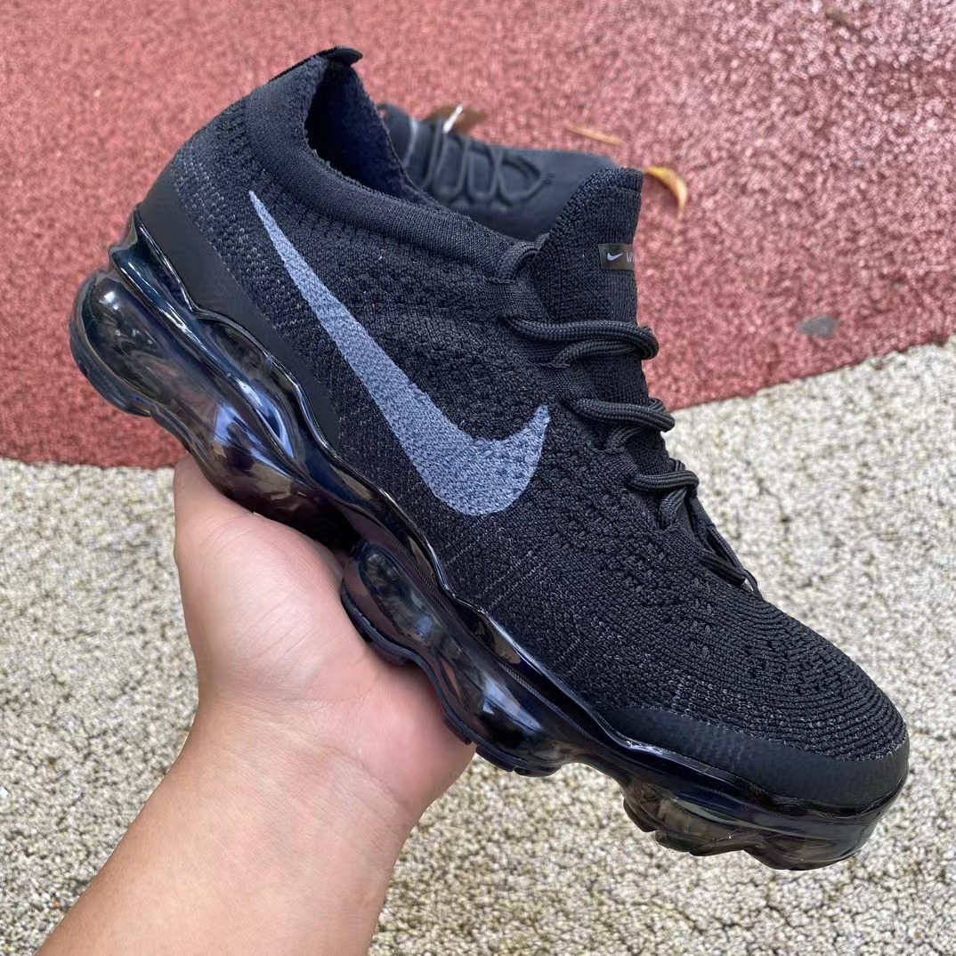 Nike Air Vapormax FK 2023 耐克氣墊跑步鞋, 男裝, 鞋, 波鞋- Carousell