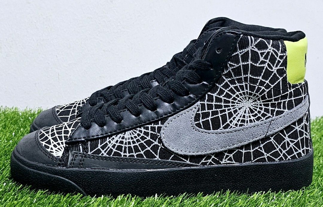 blazer mid 77 spider