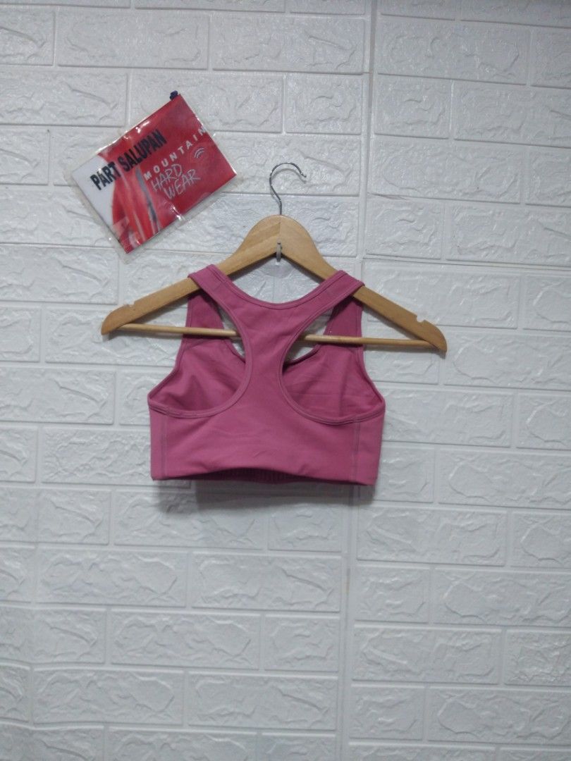 Pink Nike sports bra - Depop