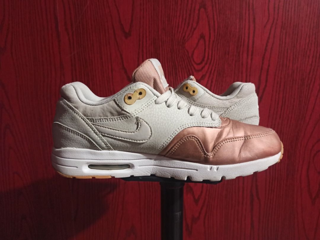 Women's air max 1 se 2025 running sneakers from finish line