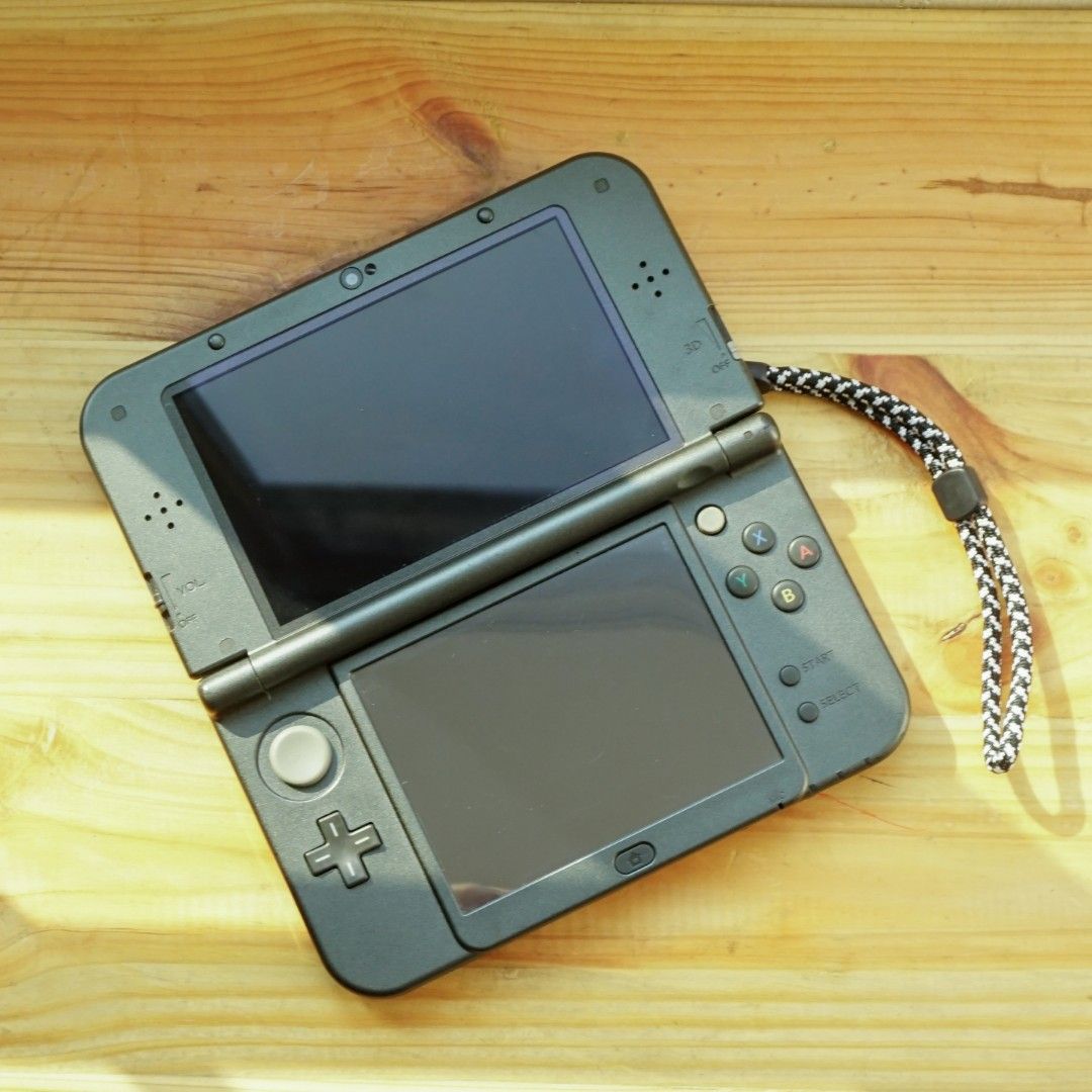 Nintendo new 3ds LL metallic grey cfw 64gb, Video Game, Konsol di ...