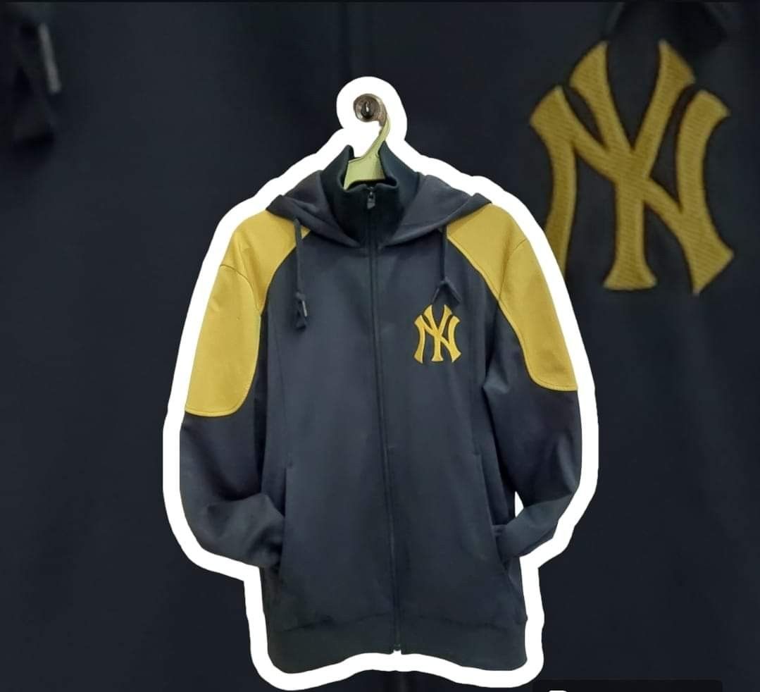 Nike NY Yankees jacket, Men's Fashion, Coats, Jackets and Outerwear on  Carousell