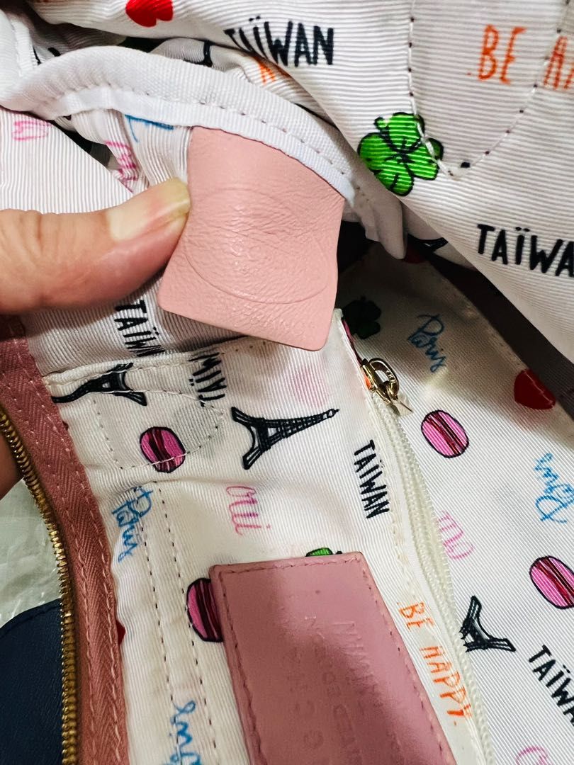 Original Longchamp limited edition (Category: Luxury Bags & Wallets) located in Indang. Submitted by lornacmtl (Listing ID 1250951213, Image 3). Description: Summer sale🌂🧢🥽 Limited edition Longchamp made in France Size 12”x10”, missing sling & 1 accessory Slightly used, no issue just sign of used Clean inside RFS - decluttering Payment thru Gcash or Bank dep.