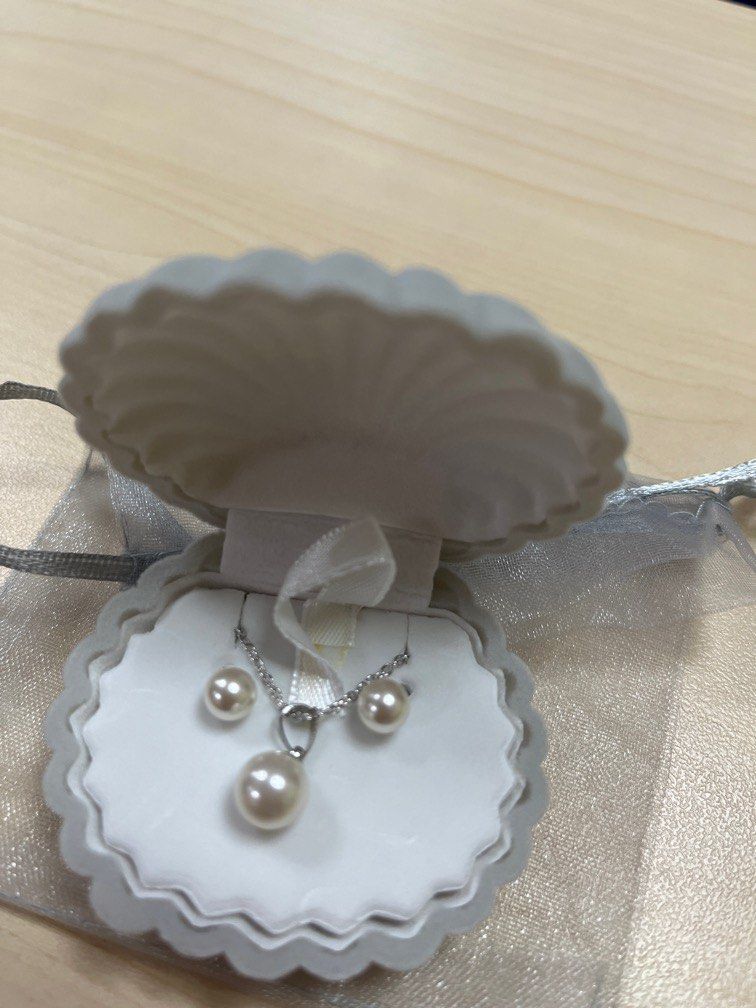 Cheap pearl necklace hotsell and earring set