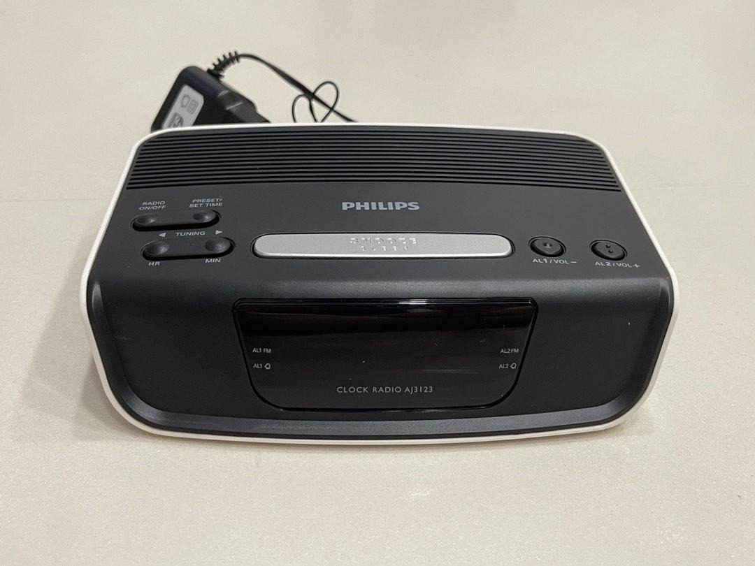 Philips AJ3123 FM Digital Tuning Alarm Clock Radio, Audio, Portable