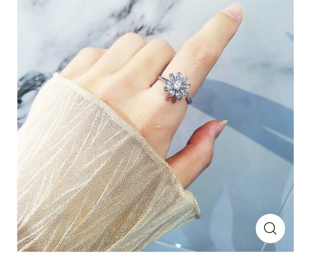 Daisy ring on sale
