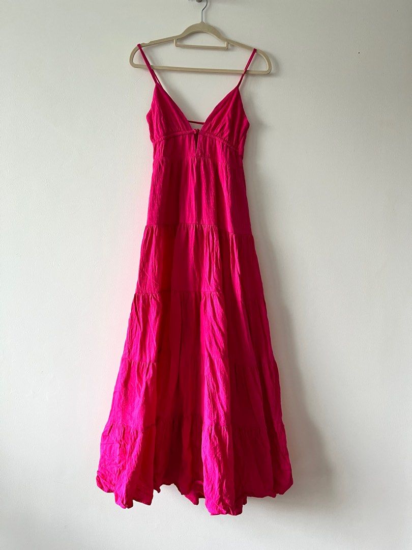 Runaway the label Maxi dress, Women's Fashion, Dresses & Sets, Dresses on Carousell Runaway the label Maxi dress, Women's Fashion, Dresses & Sets, Dresses on Carousell