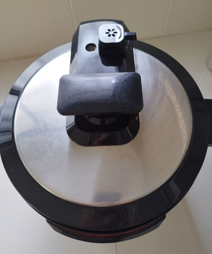 Sharp Pressure Cooker 6L, TV & Home Appliances, Kitchen Appliances