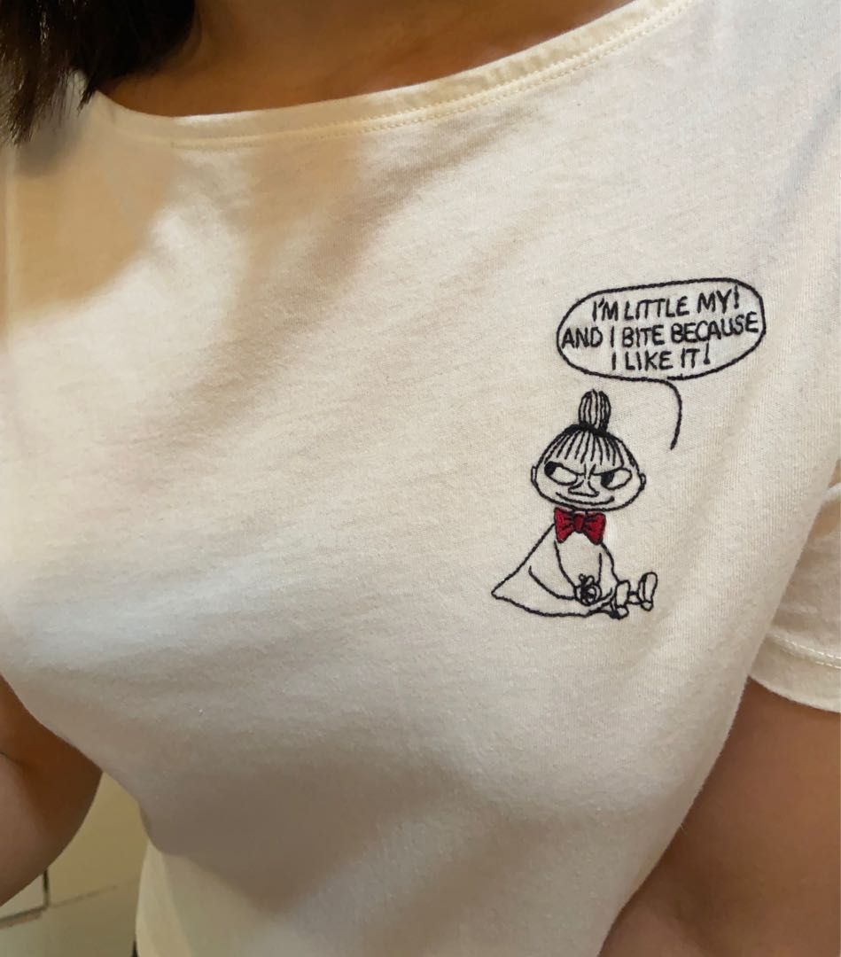 White Black Shirts Bundle (Category: Shirts) located in Santa Rosa. Submitted by catshup (Listing ID 1251056419, Image 1). Description: 🍅 fits s-m 🍅 uniqlo moomin shirt + stradivarius oh la la shirf 🍅 super cute shirts!! 🍅 message me to double check brand/s and size on tag 🥫 MOP: GCash 🥫 MOD: LBC, J&T, SDD 🥫 Loc: Sta. Rosa, Laguna (can do meetups around the area).