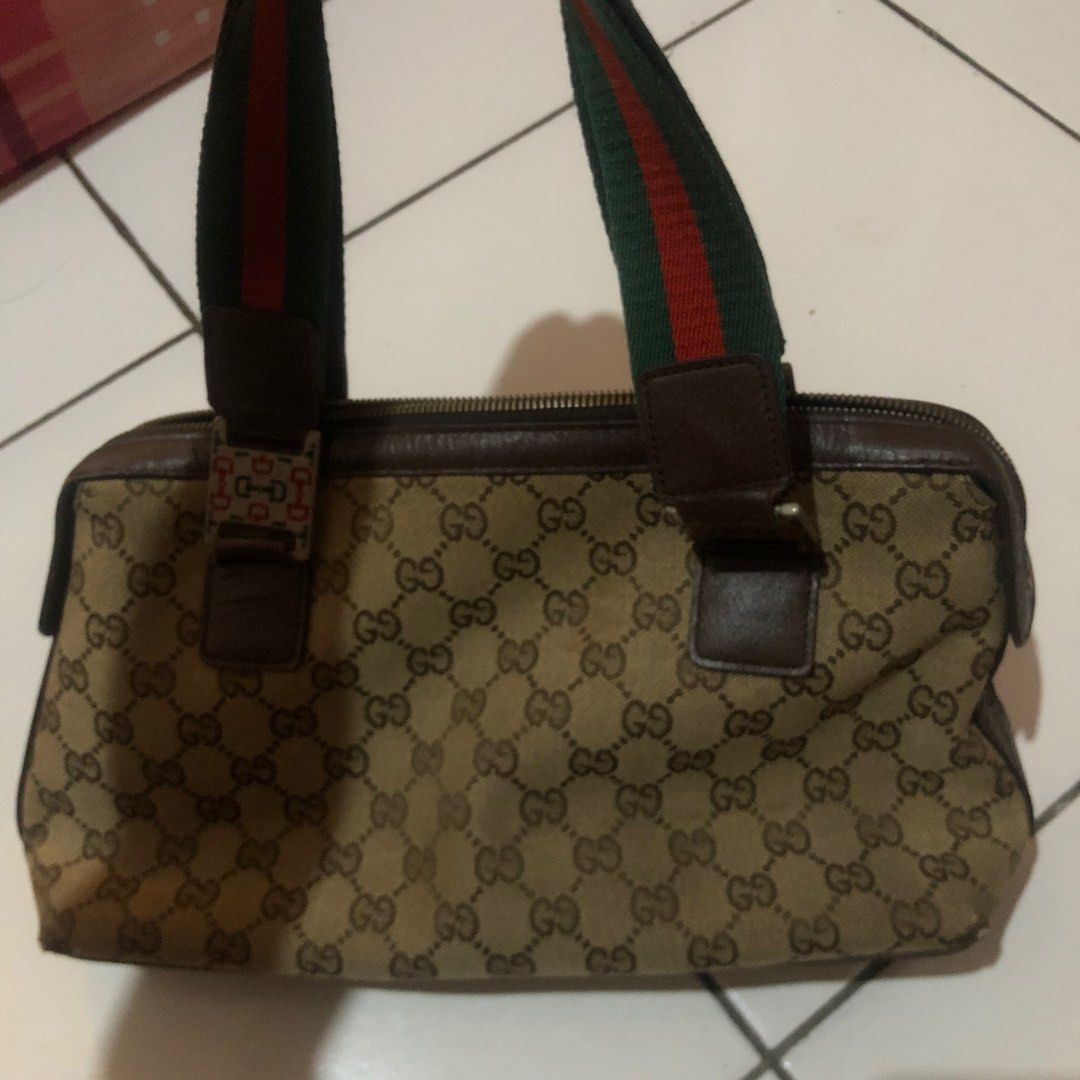 Tas gucci free box, Fesyen Wanita, Tas & Dompet di Carousell