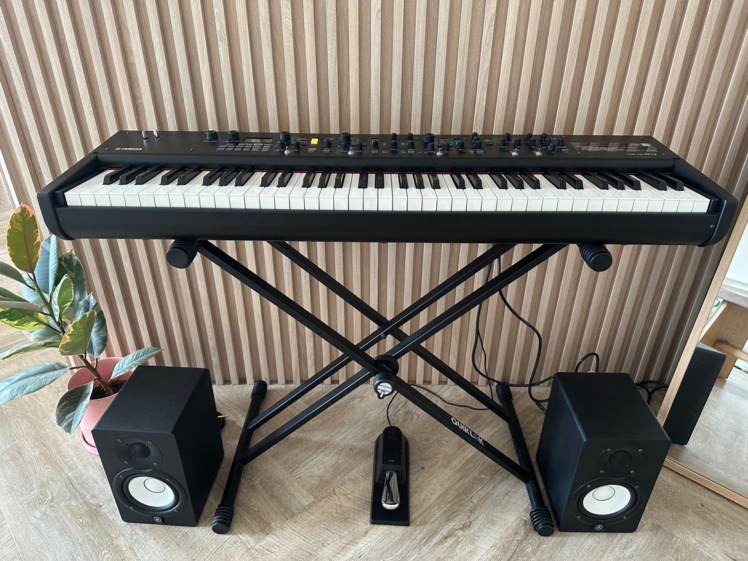 on　Hobbies　Toys,　Instruments　Piano　Stage　Musical　Carousell　Music　CP73　Yamaha　Media,