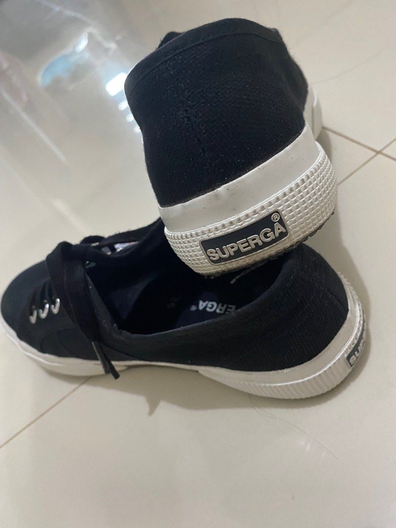 Superga sales gateway mall