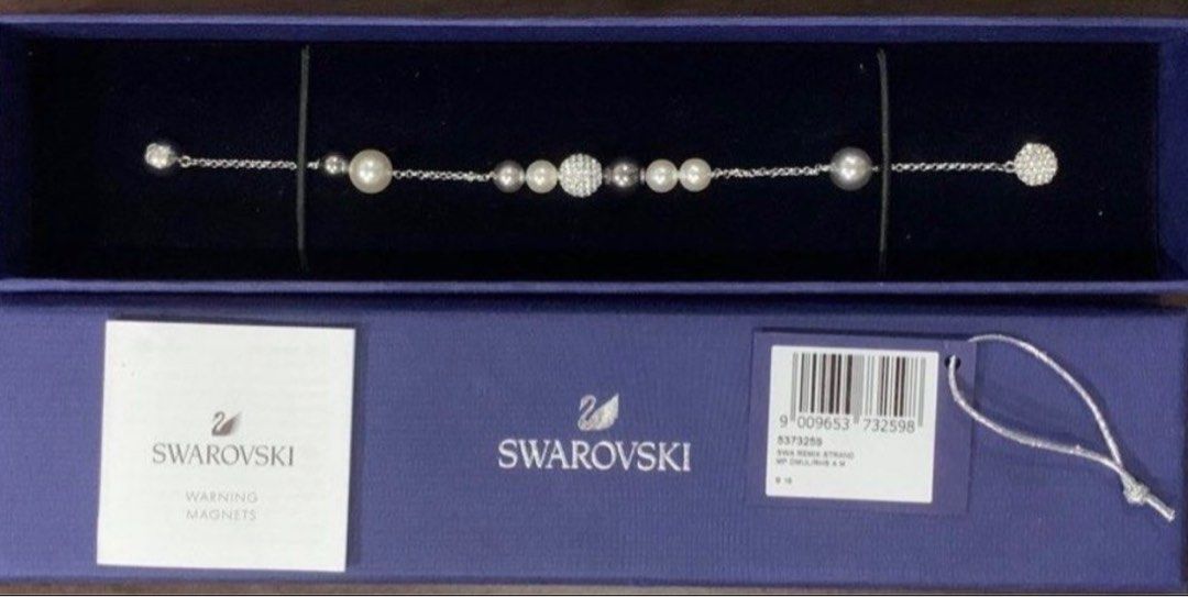 Price Reduced] Swarovski crystal remix collection pearl bracelet