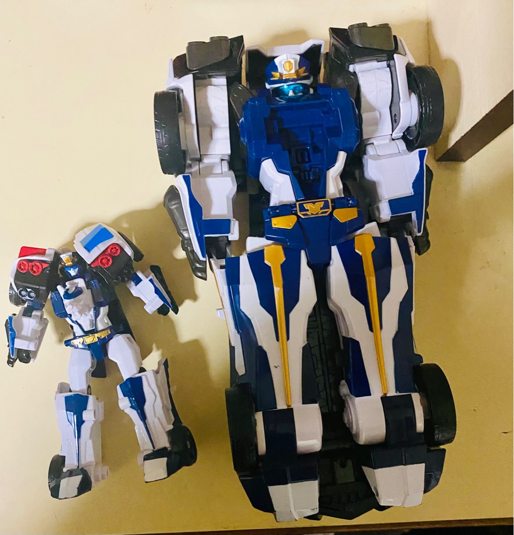 Tobot Toy + Mini Tobot, Hobbies & Toys, Toys & Games on Carousell