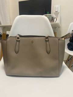 （分類：）位於 。 由 pompompurinholic 提交（商品編號 1251075367，圖片 1）。簡介： 。