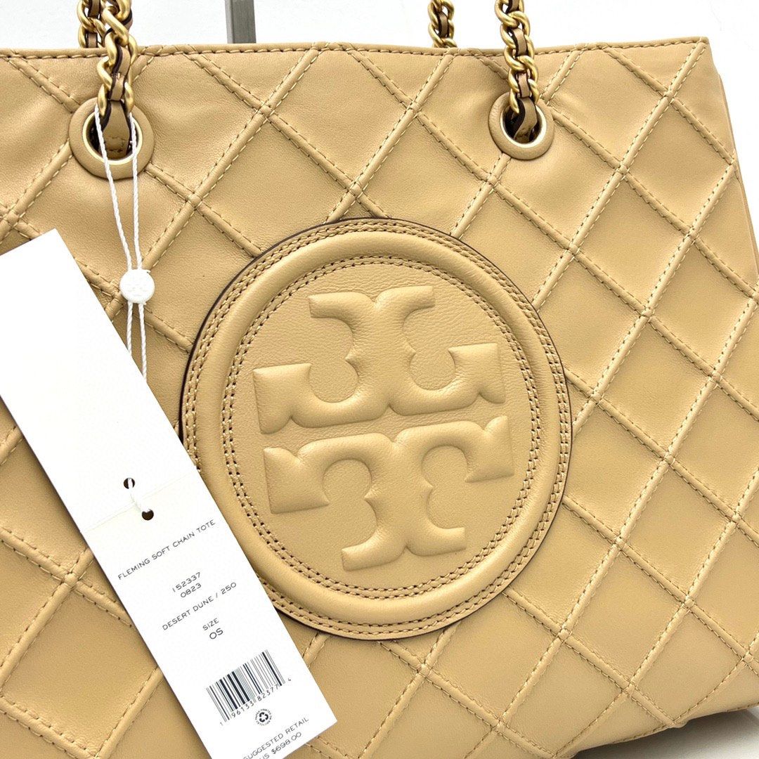 Tory Burch Tory Burch FLEMING SOFT CONVERTIBLE SHOULDER BAG 698.00