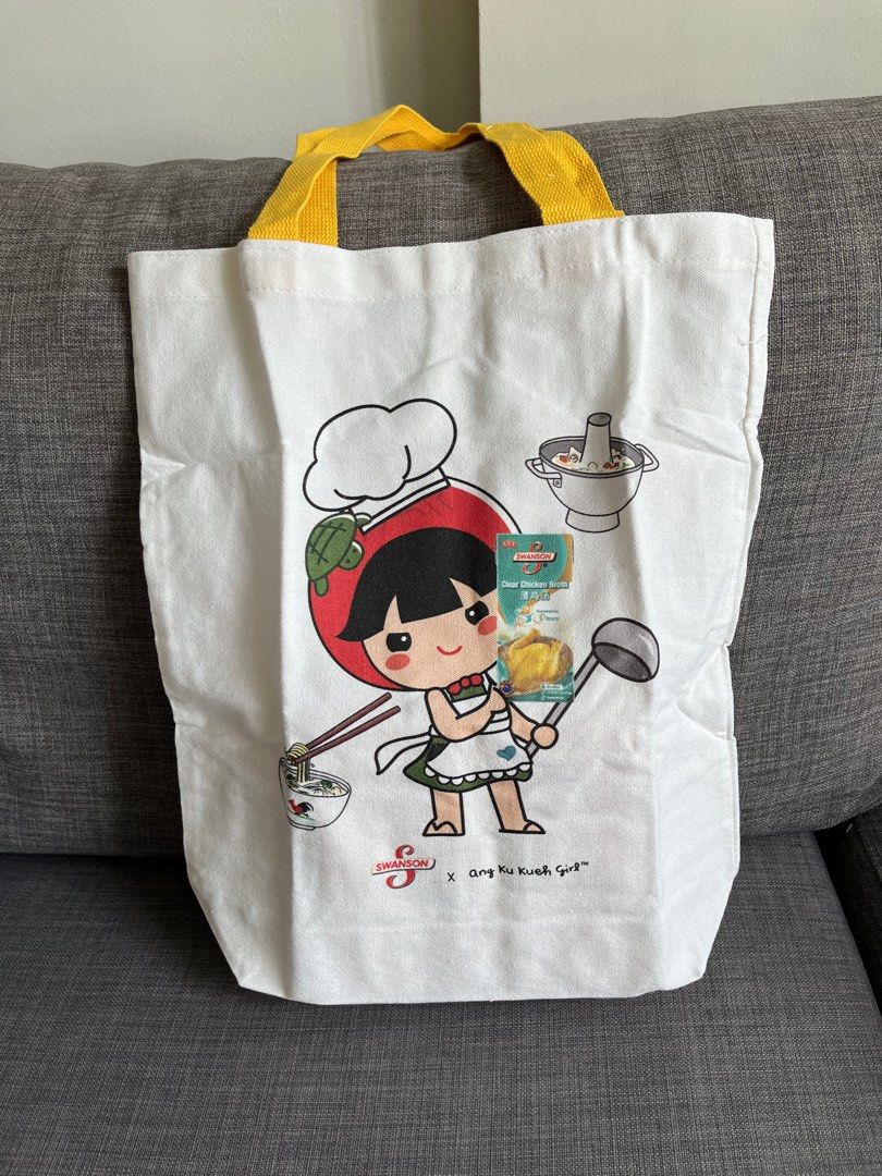 Tote Bag Swanson x Ang Ku Kueh Girl