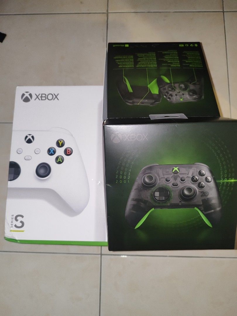 (TRADE/SWAP) Xbox S series + Xbox travel luggage + (limited edition