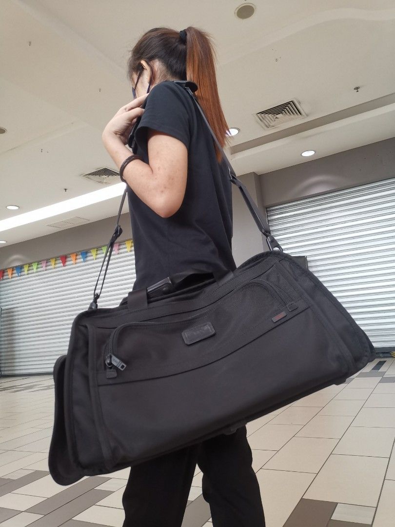 Tumi hot sale sports bag