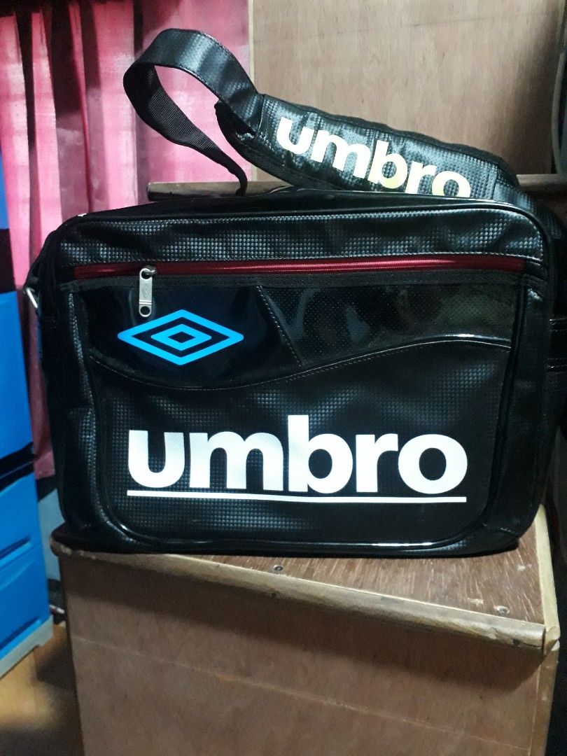 Umbro varsity bag on Carousell