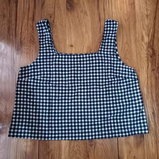 Uniqlo Crop Top