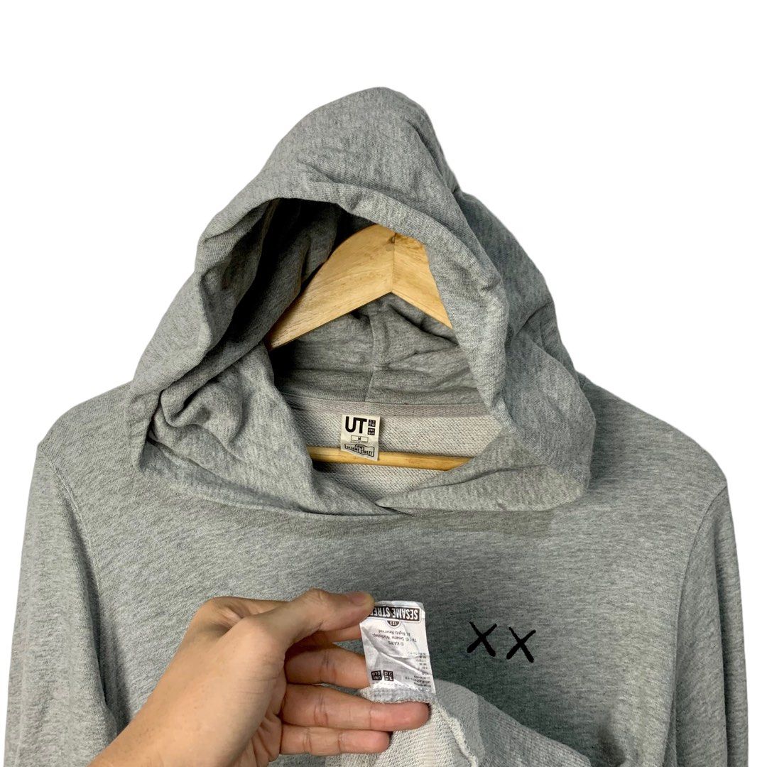 Uniqlo kaws shop hoodie