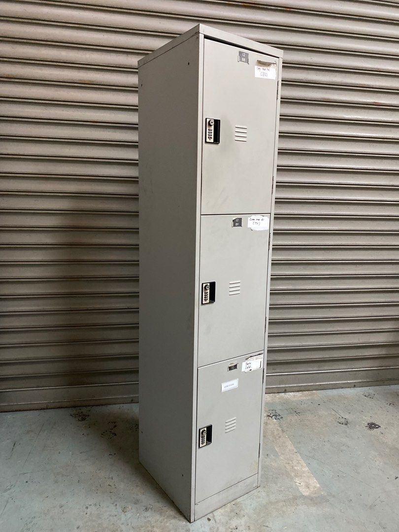 Used Lockers For Sale / 2nd hand Lockers for salw, Furniture & Home