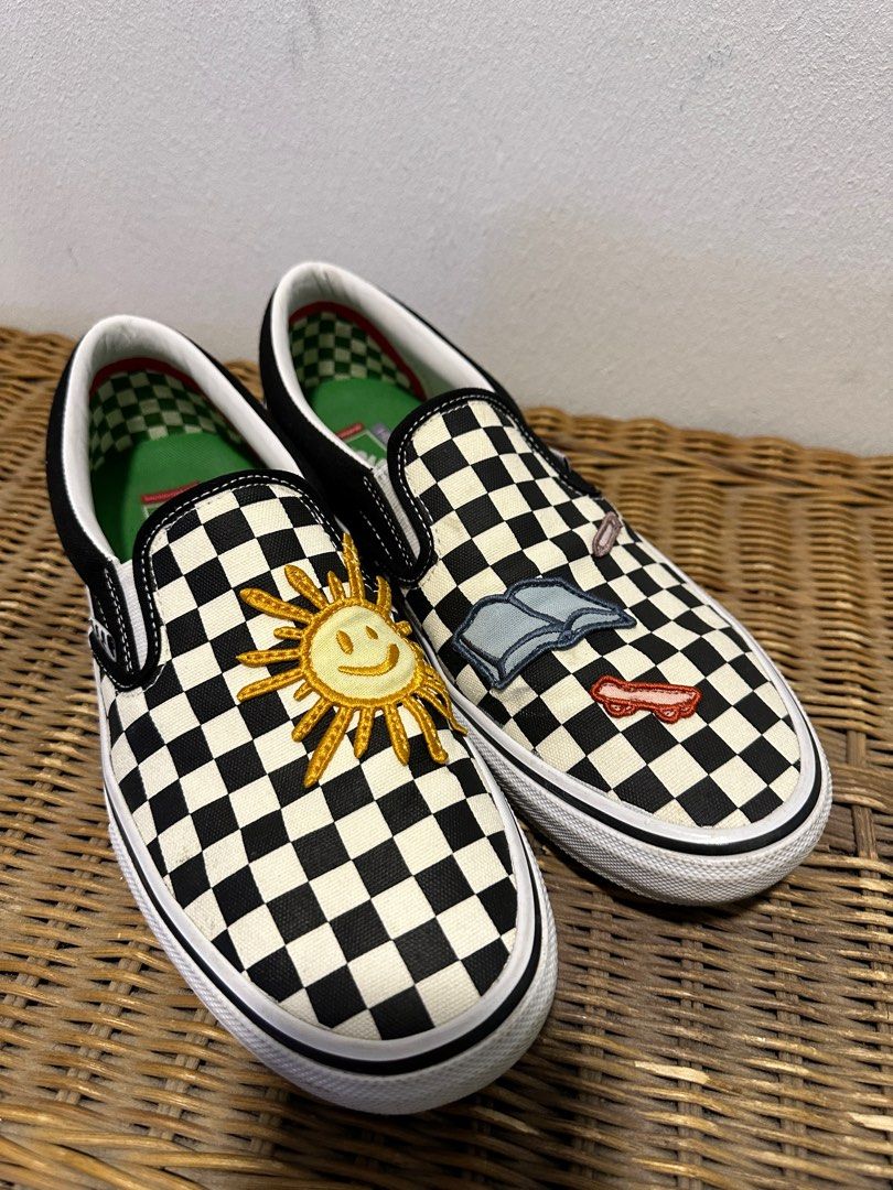 Vans checkerboard skateistan slip on