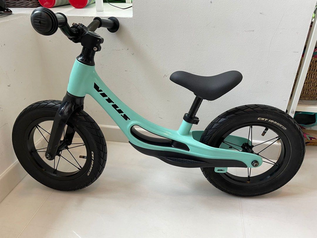 VITUS Kids balance bike, Sports Equipment, Bicycles & Parts, Bicycles on Carousell