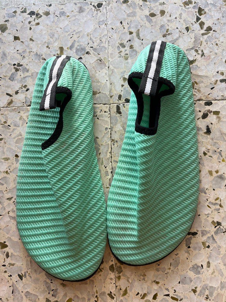 Met520 shoes top