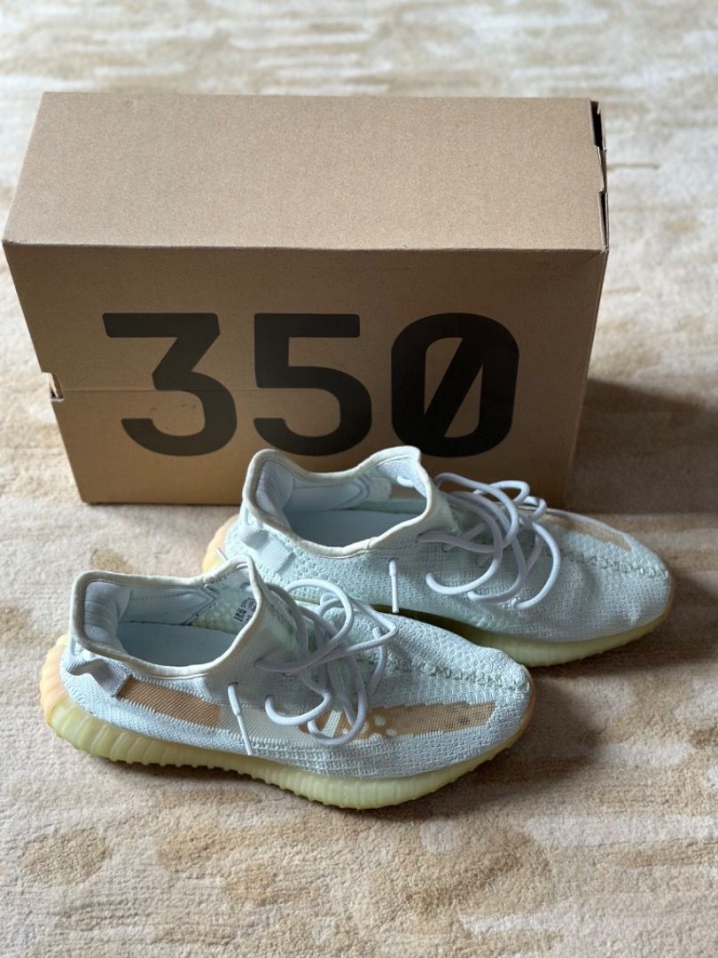 Hyper yeezy 2025